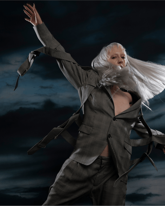 Kinlaw Premieres New Single + Video "Haircut" on Clash Magazine
